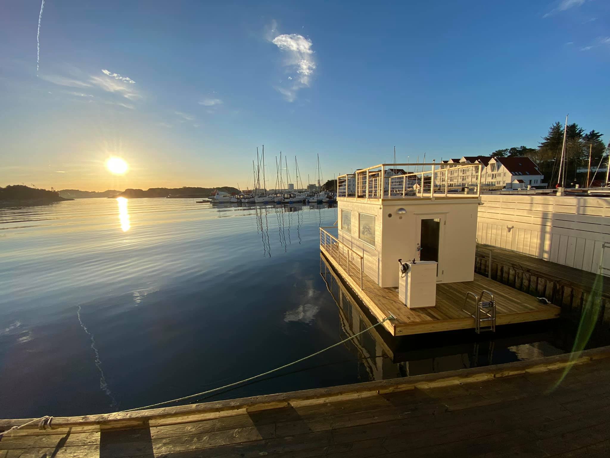 Tenanger Floating Sauna in Tananger